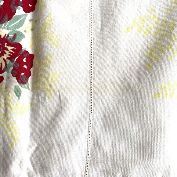 Vintage Cotton Farmhouse Tablecloth Floral Print Yellow Red & Green Floral Flaws - Picture 3 of 9